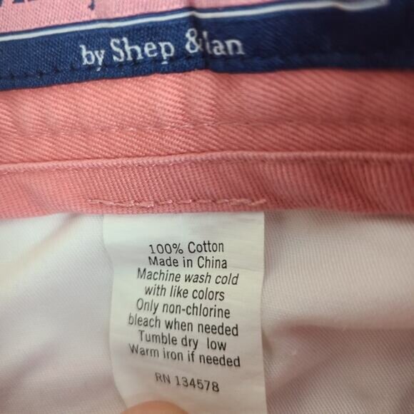 Vineyard Vines Chino Shorts Mens 30 Pink All Over‎ Print Whale Casual - Picture 4 of 11